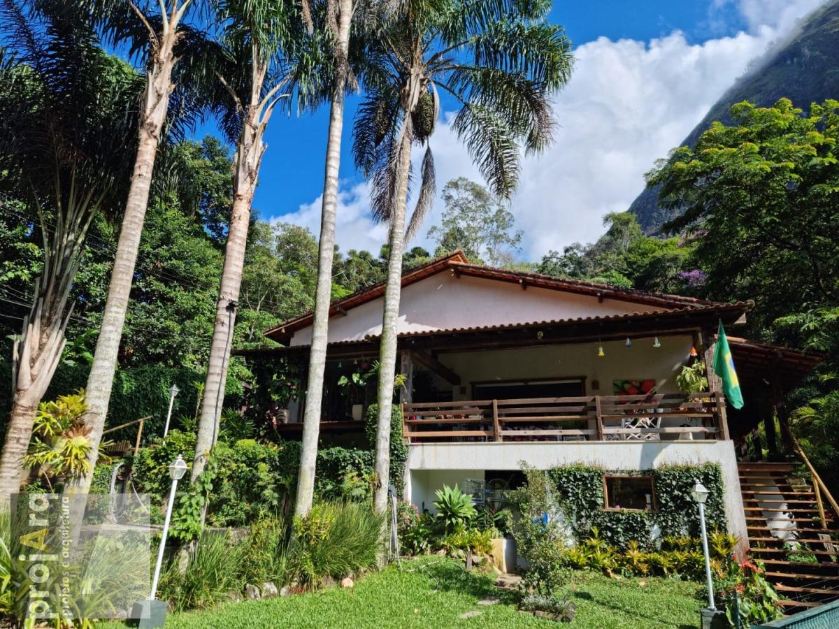 Casa à venda com 4 quartos, 690m² - Foto 2